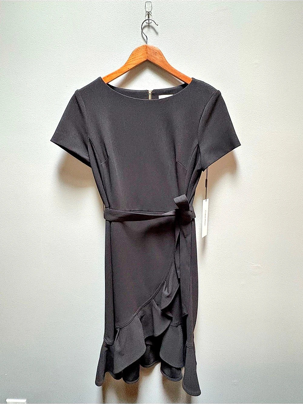 Calvin Klein Short Sleeve Ruffle-Hem Sheath Dress Black Size 10